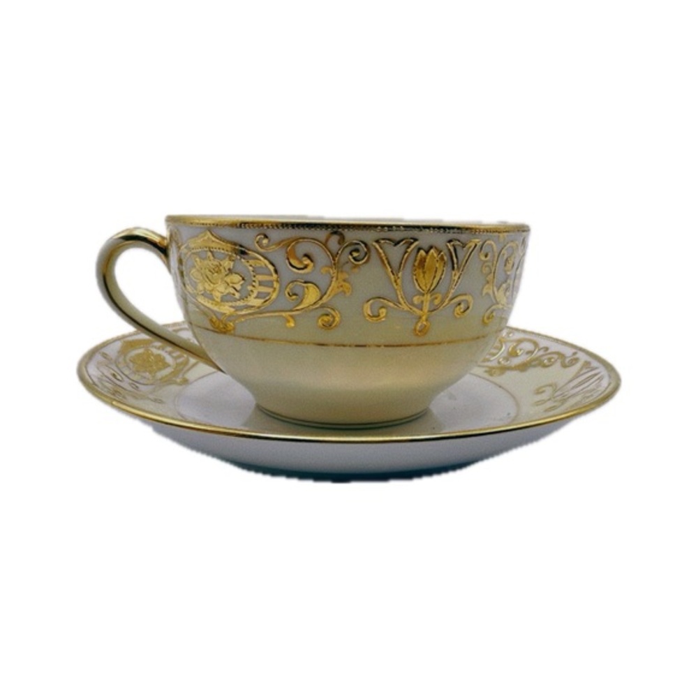 Noritake Christmas Ball Teacup and Saucer Set